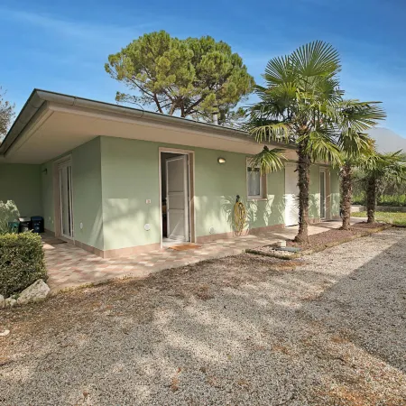 Sara’s Garden Home - Happy Rentals