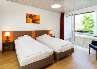 Bildungshaus St. Bernhard - Wohnen Und Tagen Hotels in Iffezheim