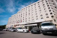 Golden Tulip El Mechtel - parking