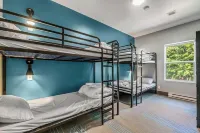 Nowhere Special Hostel Hotels in Trail