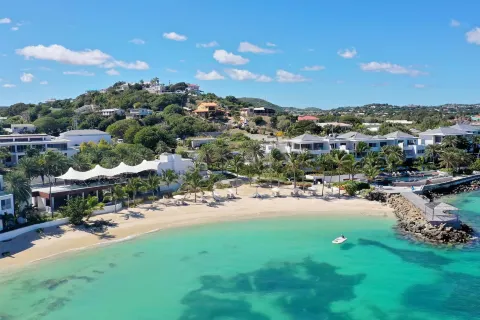 Hodges Bay Resort & Spa