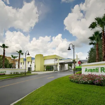 Avanti International Resort