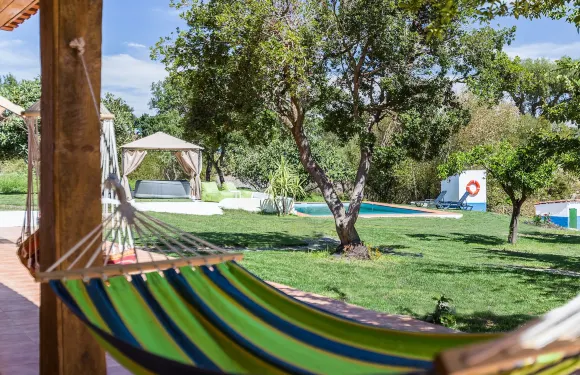 昆塔薩達德酒店