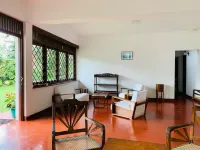 Sharon Inn - Inns
