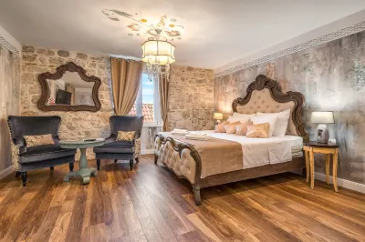 Plaza Marchi Old Town - Mag Quaint & Elegant Boutique Hotels Hotel dekat City Museum of Split
