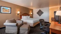 Best Western Paradise Inn - parking