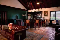 Hidden Valley Wilderness Lodge - bar