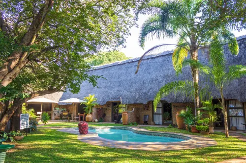 Nguni Lodge - Guest houses