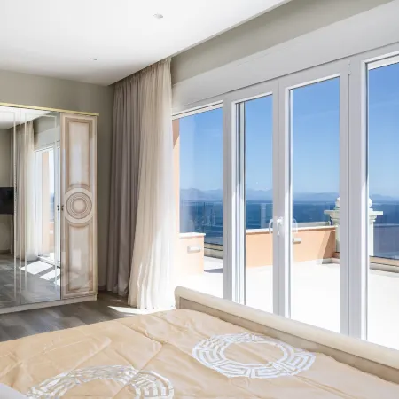 Villa Monte Leone by Konnect with Pool, Hot Tub, Spa Room & Stunning Seaview
