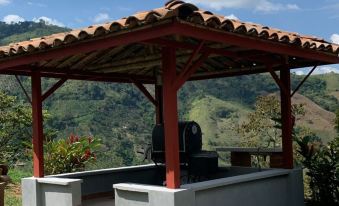 Finca la Macarena by Welttisch