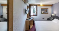 Sure Hotel by Best Western Annecy Hotels in Seynod