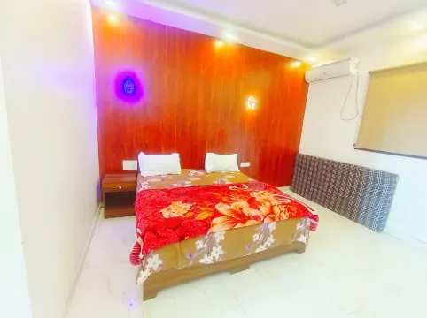 Kingfisher Luxury Resort