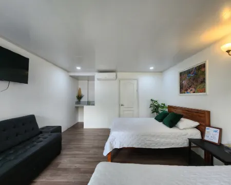 Wally World Inn Hotels in Comayagua