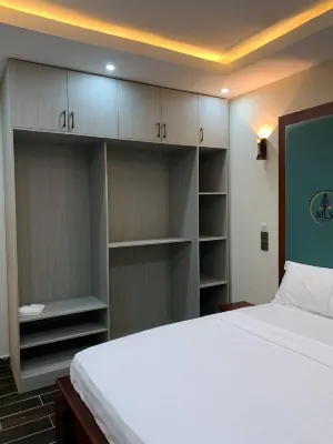 SUMMIT GUEST HOUSE Hotels in Moungo