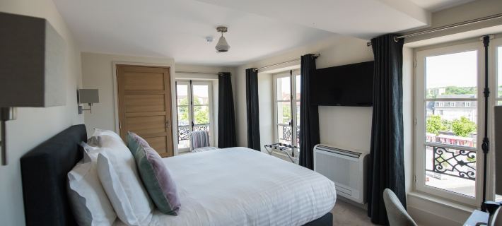 Hôtel le Chantilly Hotels in Oise