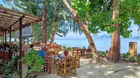 Kradan Beach Resort - breakfast