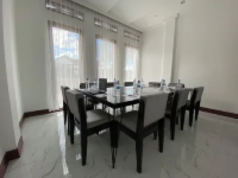 Toba Retreat Mansion and Villas Hoteles en Simanindo