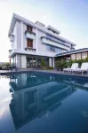 Valentia the Exotic Boutique Hotel - Pure Veg - románticos