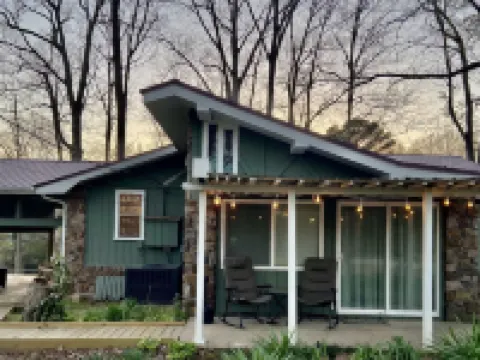 Riverbend Serenity Cabins Hotels in Cleburne County