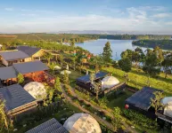 Olala Glamping Các khách sạn gần Săn Mây Farm