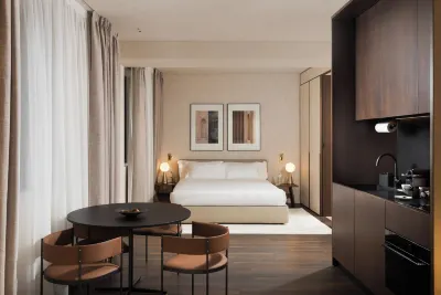 master Trevi Hotels in Trevi Fountain Surrounding