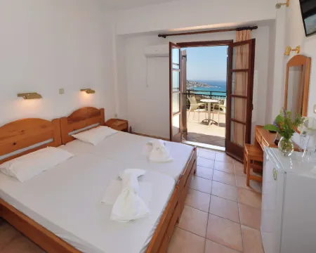 イカロス スター ホテル イカリア島のホテル