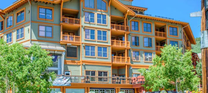Peregrine Hotels in Copper Mountain