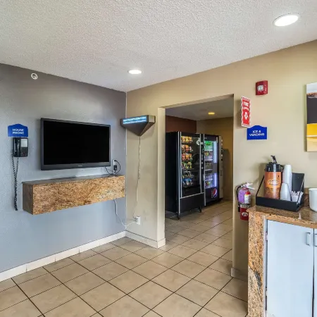 Motel 6 Corpus Christi, TX - North Отели в г. Корпас Кристи