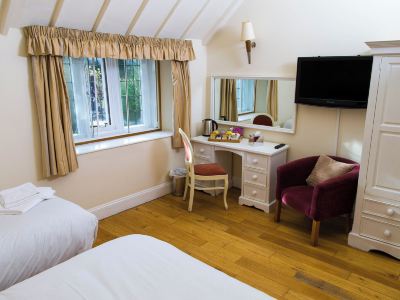 The Thatched Cottage Inn