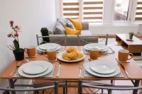 Host & Stay - Maple Court