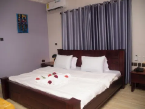 Pito Guest House Hotels in Elmina
