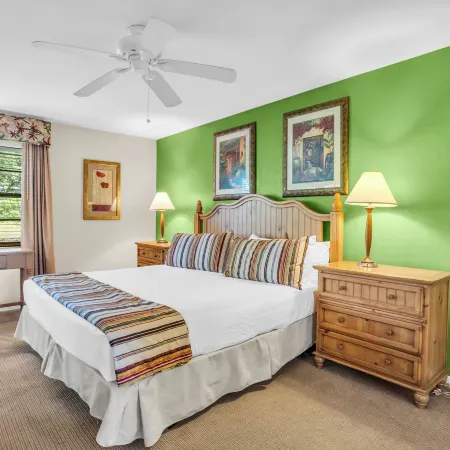 Park Shore Resort by Mike Z Rentals