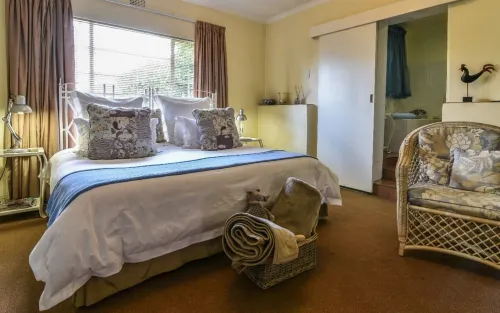 Rockfig Cottage for 2 People with Wonderful Private Terrace in Garden!
