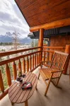A Bear and Bison Country Inn - románticos