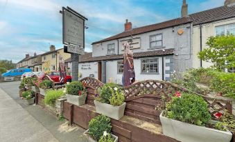The Woodman Inn