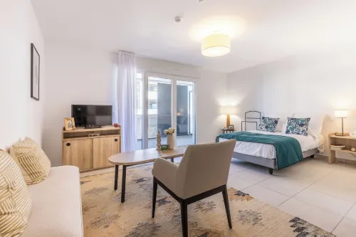 Zenao Appart'hôtels Villeneuve Loubet Hotels in Biot