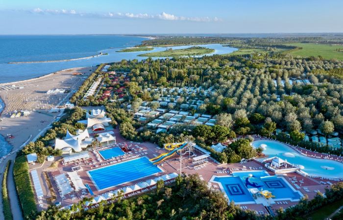 Isamar Holiday Village