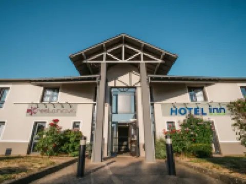 Hôtel Inn Design & Restaurant Chartres โรงแรมในชาทร์