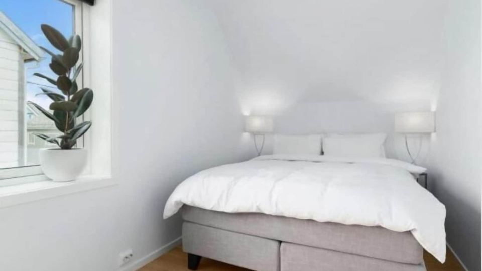 Wonderfully Located, 2bedroom, Balcony