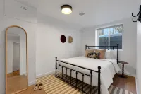 Spacious & Updated 4-bedroom home w/BBQ, fire pit & AC in the Heart of Missoula!