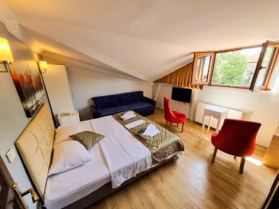 My Way Cadde Butik Otel Büyükada Hesed Leavraam Sinagogu yakınındaki oteller