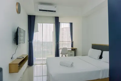 Good Deal And Homey Studio Pacific Garden Apartment Hotels in East Panunggangan