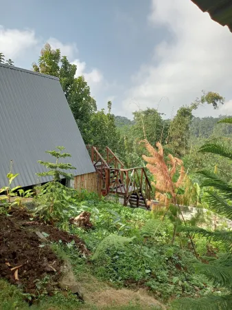 Chalet Bromo Lounge & Lodge