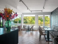Amsterdam Lake Hotel Hotel di Badhoevedorp