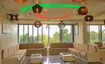 Le Tsuba Grand Hotel