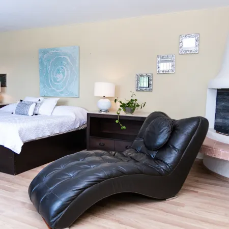 ANANA Rancho San Rafael | Master BD & Lake views