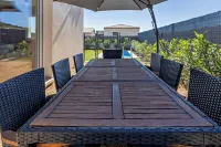 Villa 3ch Moderne Piscine Chauffée Clim Hotels in Cessenon-Sur-Orb