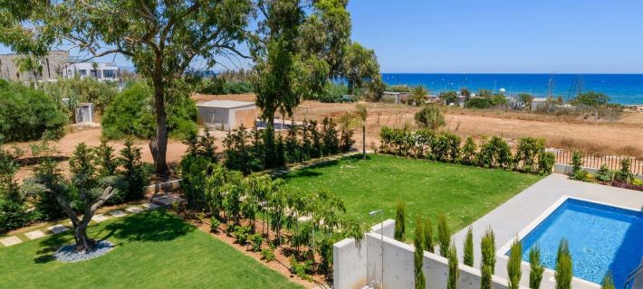 By the Beach Sea Pearl Hotels in Paralimni