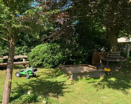 Family-friendly vacation apartment ゾルタウのホテル