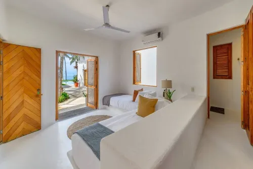Amazing Oceanfront 5BR Villa  Pool  Beachfront
